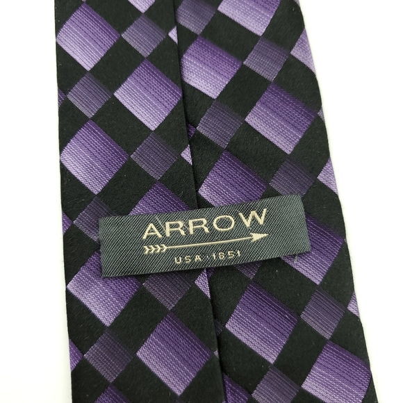 Arrow Purple and Black Tie - Picture 2 of 4